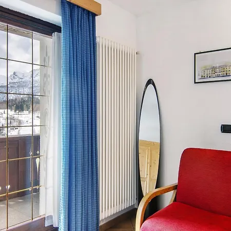 Apartmanhotel Larice Bianco App N6 3*